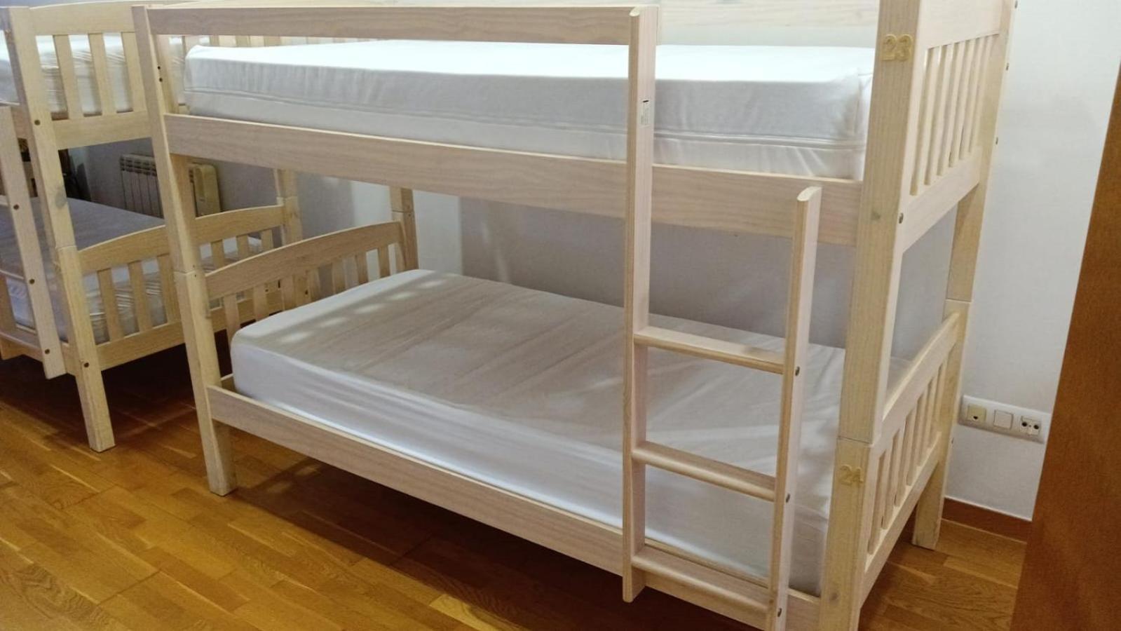 Albergue -Wifi- O Apartamento -No Wifi- Camino Santiago Porrino - En Pleno Centro - City Centre المظهر الخارجي الصورة