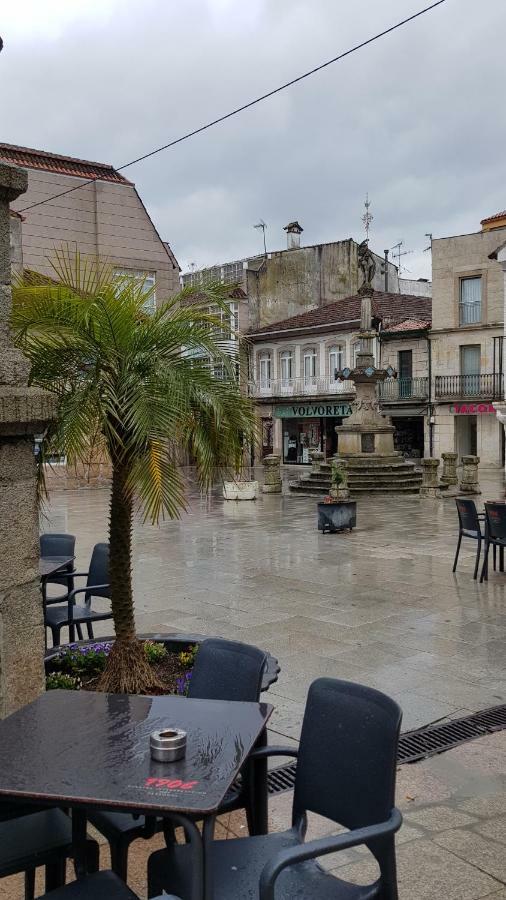Albergue -Wifi- O Apartamento -No Wifi- Camino Santiago Porrino - En Pleno Centro - City Centre المظهر الخارجي الصورة